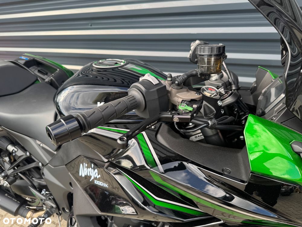 Kawasaki Ninja 1000 SX - 20