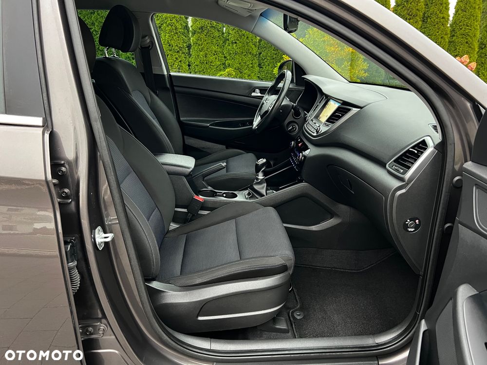 Hyundai Tucson blue 1.6 GDi 2WD Navi - 30