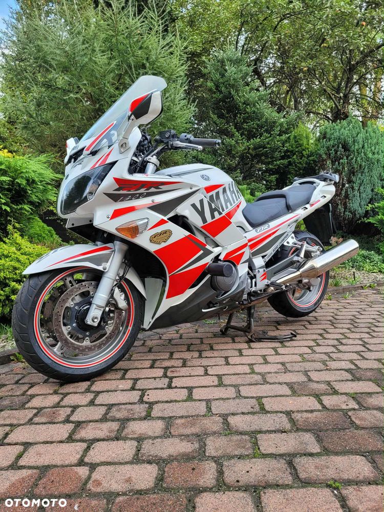 Yamaha FJR - 18