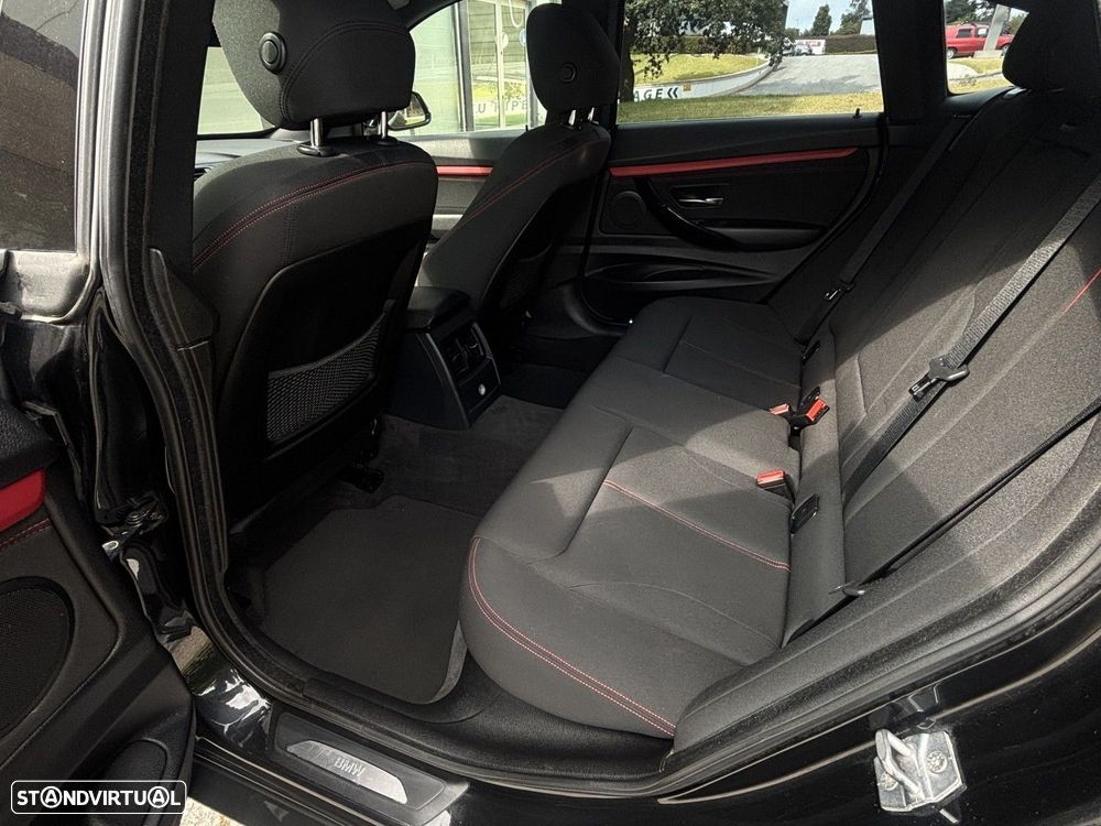 BMW 320 Gran Turismo d Aut. Sport Line - 16