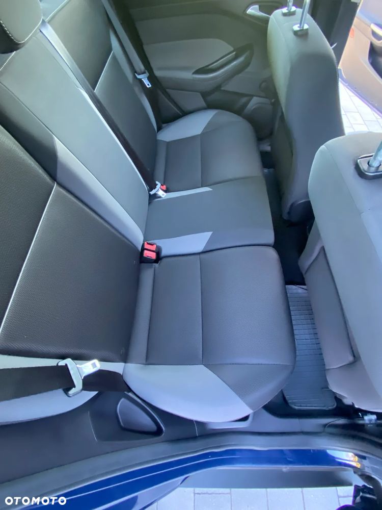 Ford Focus 1.6 Trend - 13