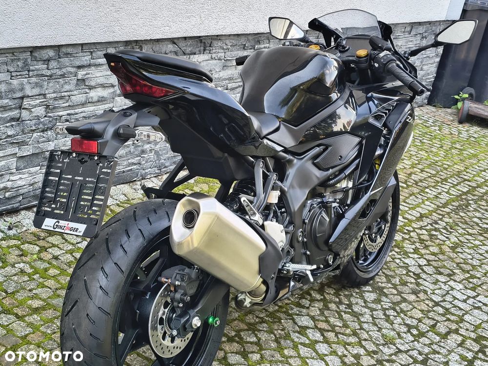 Kawasaki ZX - 20