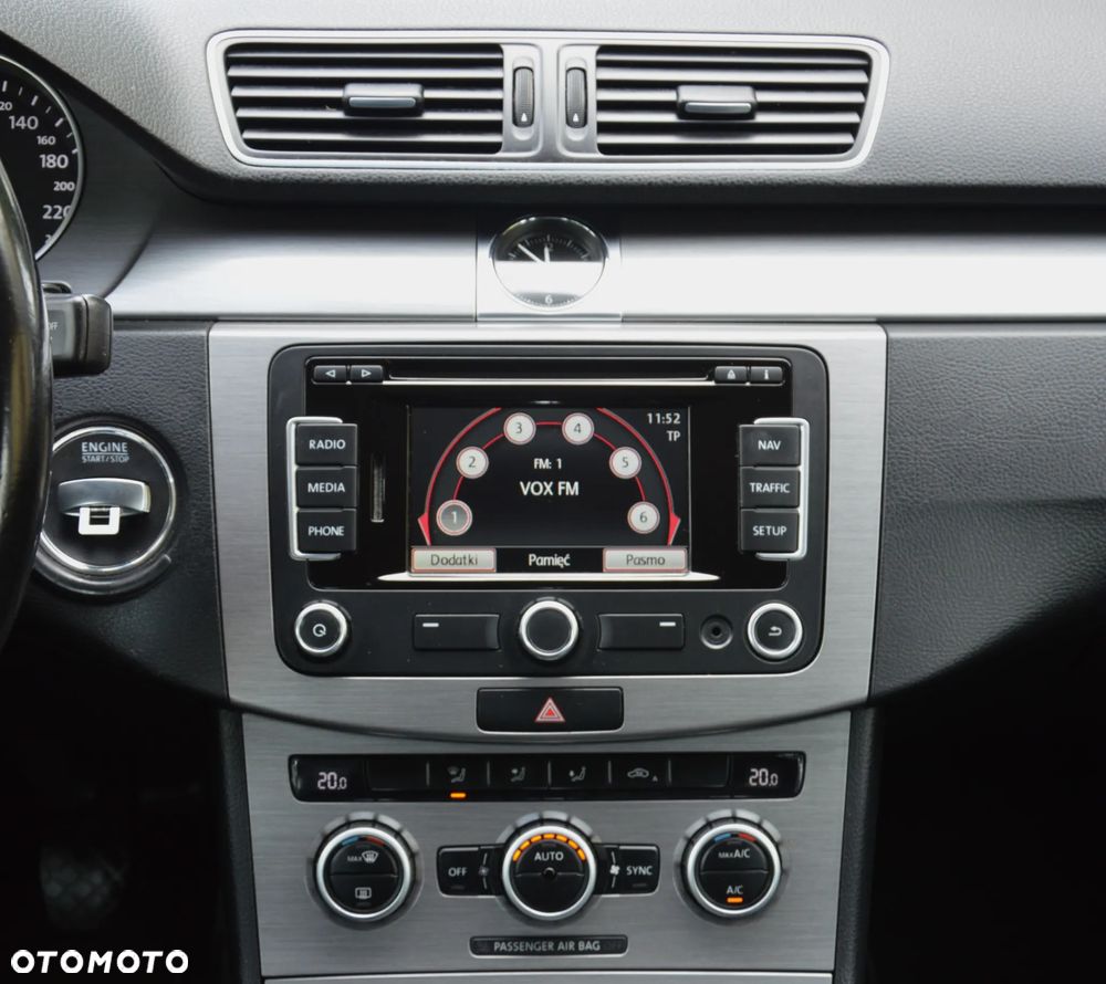 Volkswagen Passat - 28