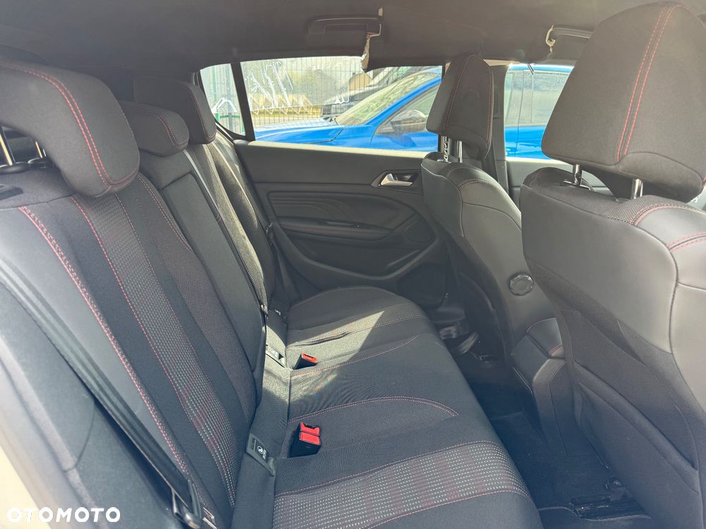 Peugeot 308 - 21