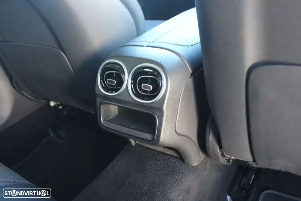 Mercedes-Benz C 200 d Avantgarde - 32