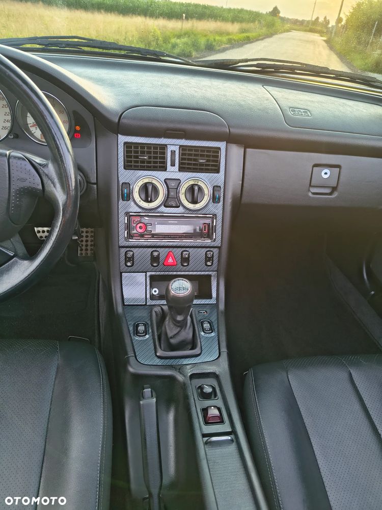 Mercedes-Benz SLK 200 - 13
