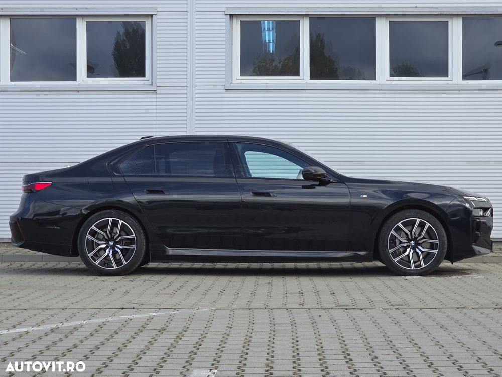 BMW Seria 7 750e xDrive AT PHEV - 29