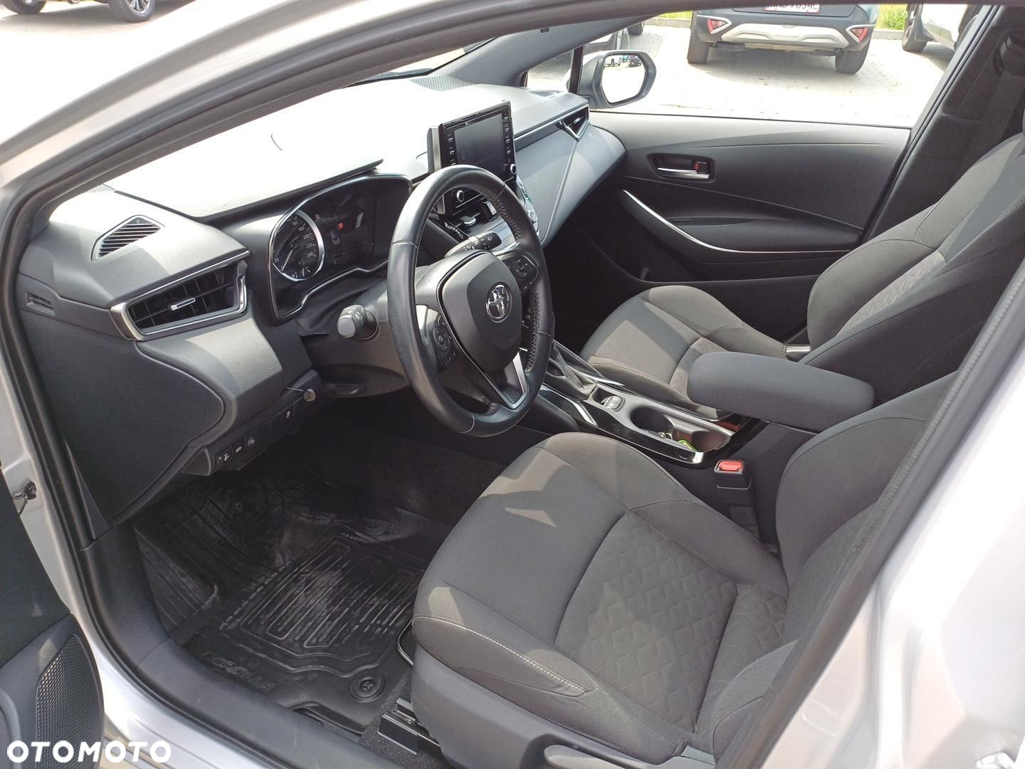 Toyota Corolla - 9