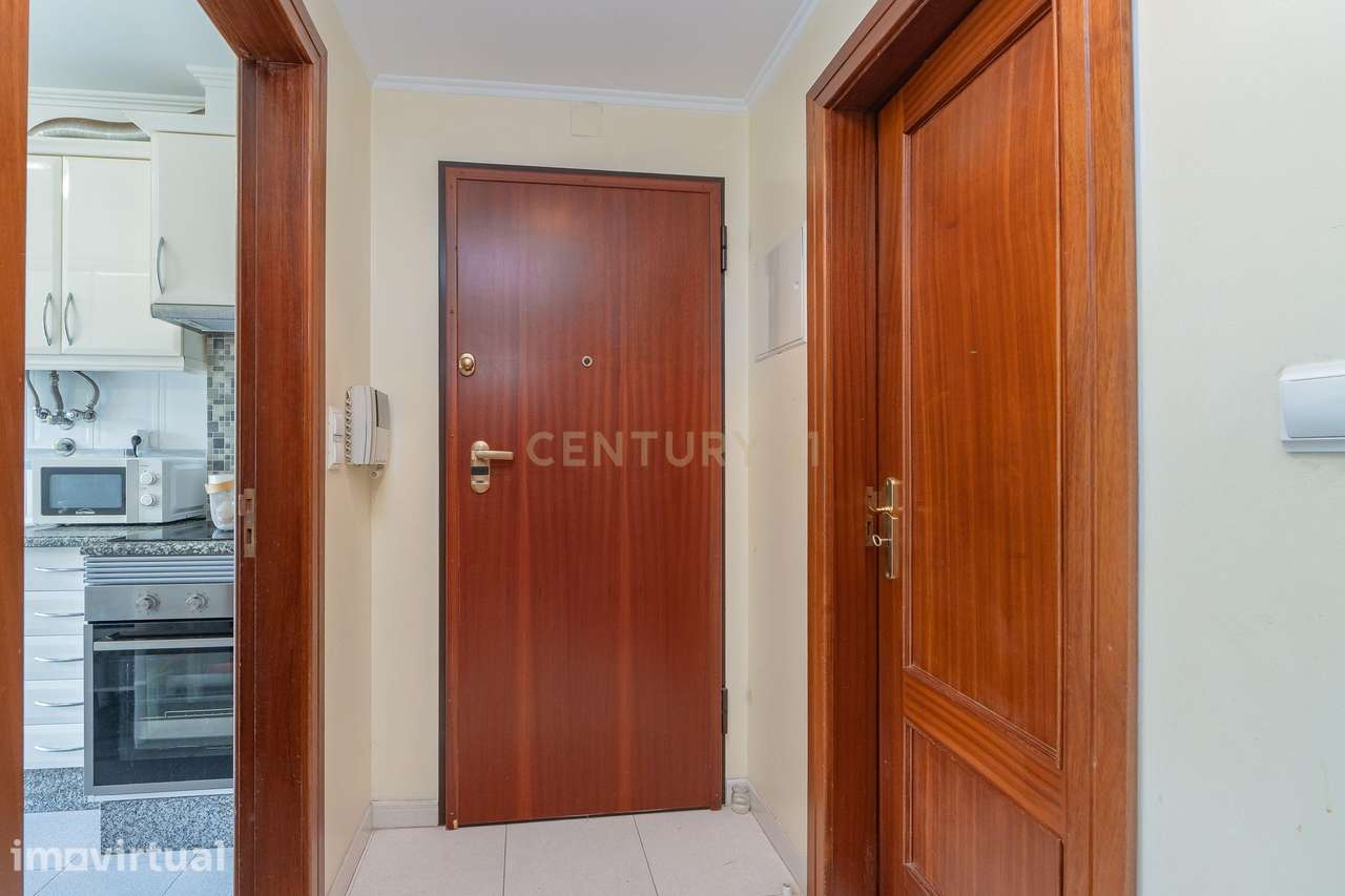 Apartamento T3 com arrecadação Cabo de Vialonga - Grande imagem: 2/28