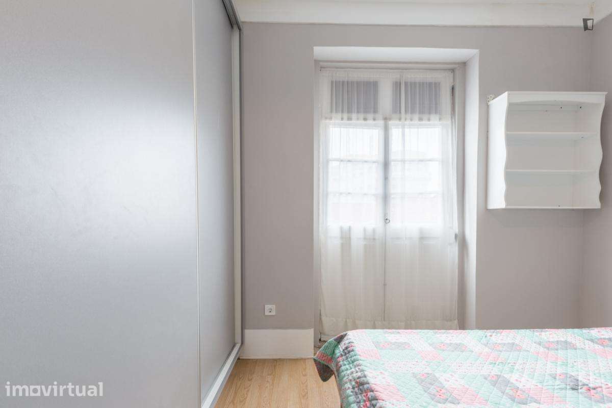 Quarto - localizado em Campanhã Porto - Grande imagem: 2/25