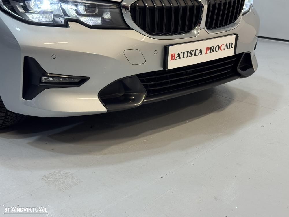 BMW 318 d Aut. Sport Line - 25