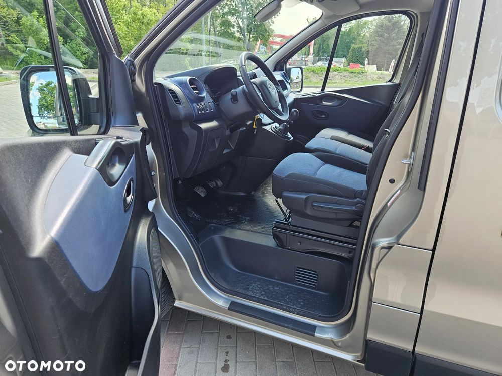 Opel Vivaro - 28