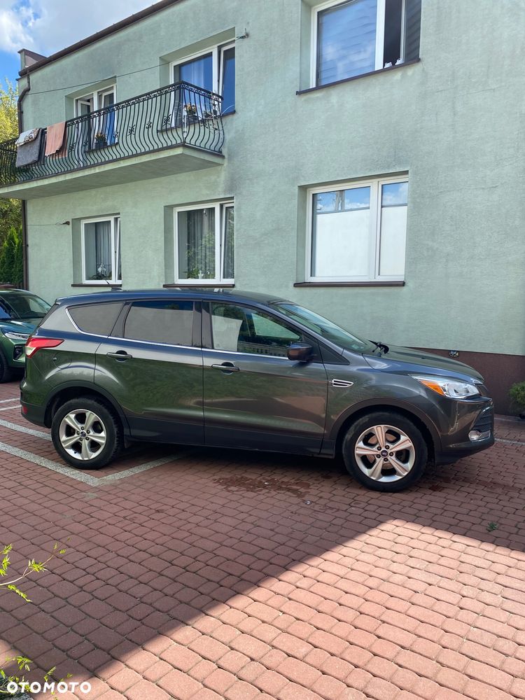 Ford Kuga - 2