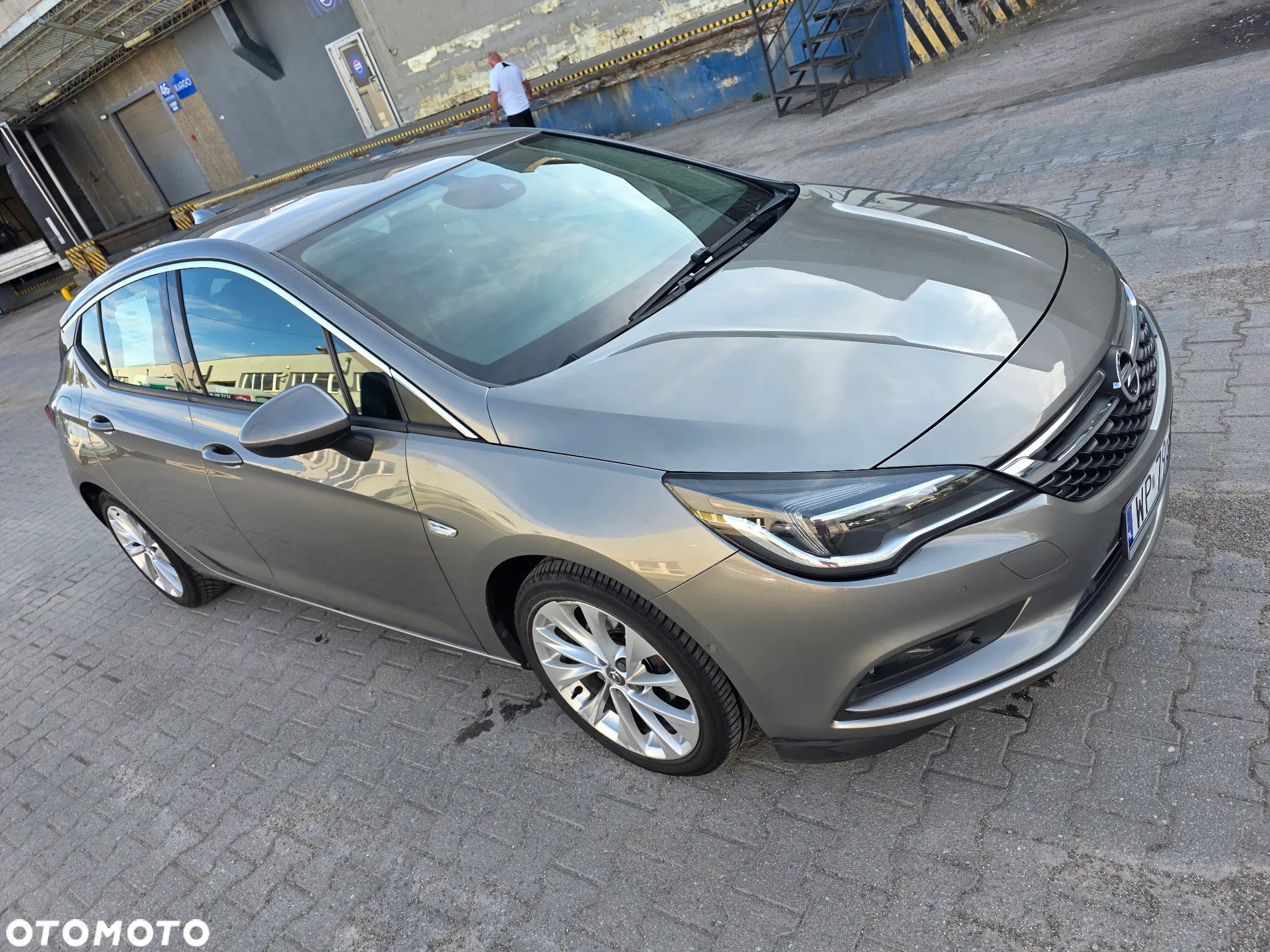 Opel Astra 1.6 CDTI Active - 28