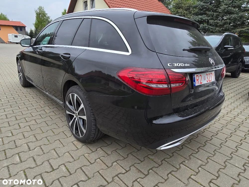 Mercedes-Benz Klasa C 300 de 9G-TRONIC - 8