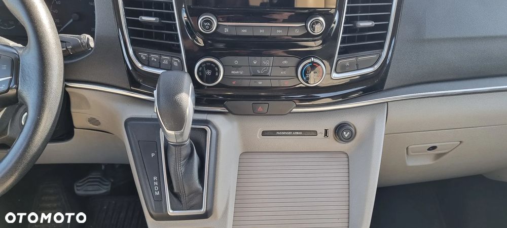 Ford Tourneo Custom 320 L2H1 VA Autm Titanium X - 11