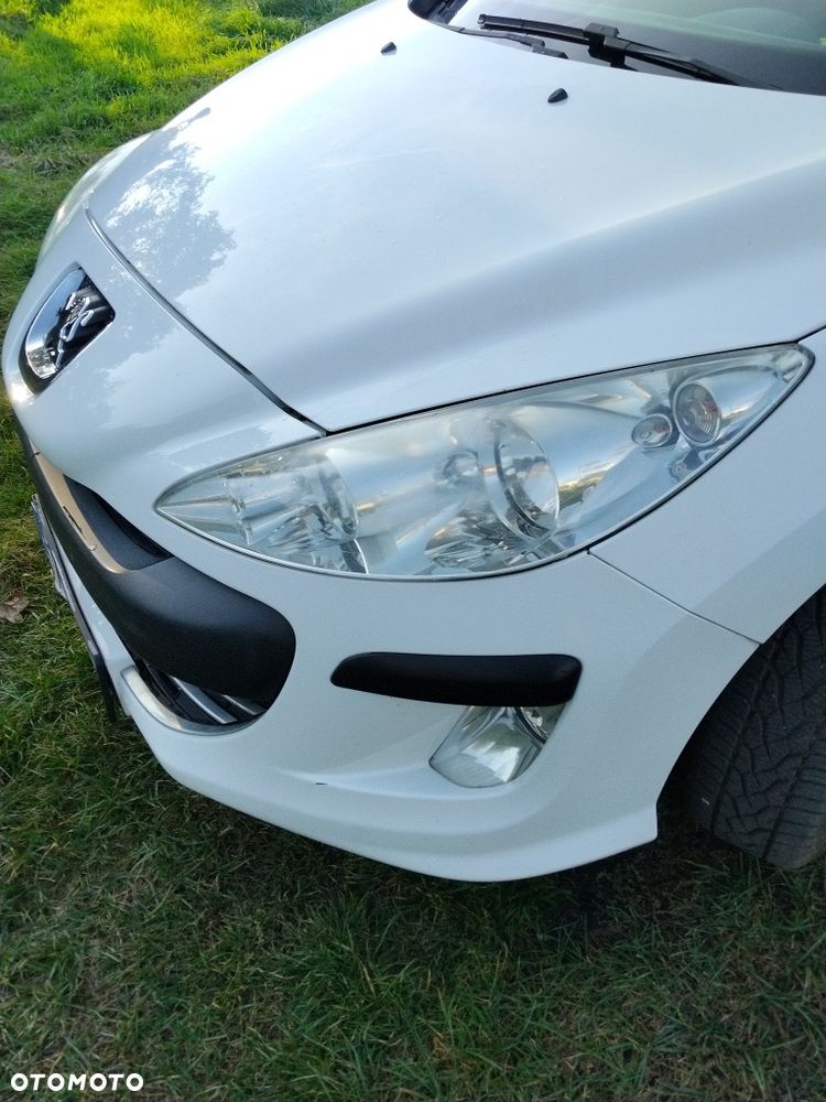 Peugeot 308 2009 photo 2