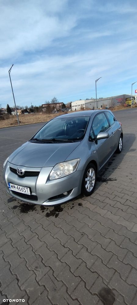 Toyota Auris 1.6 VVT-i Sol - 2
