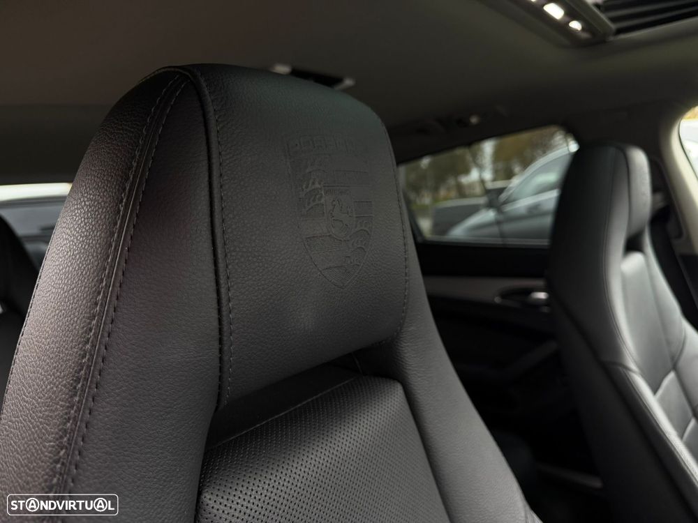 Porsche Panamera Standard - 22