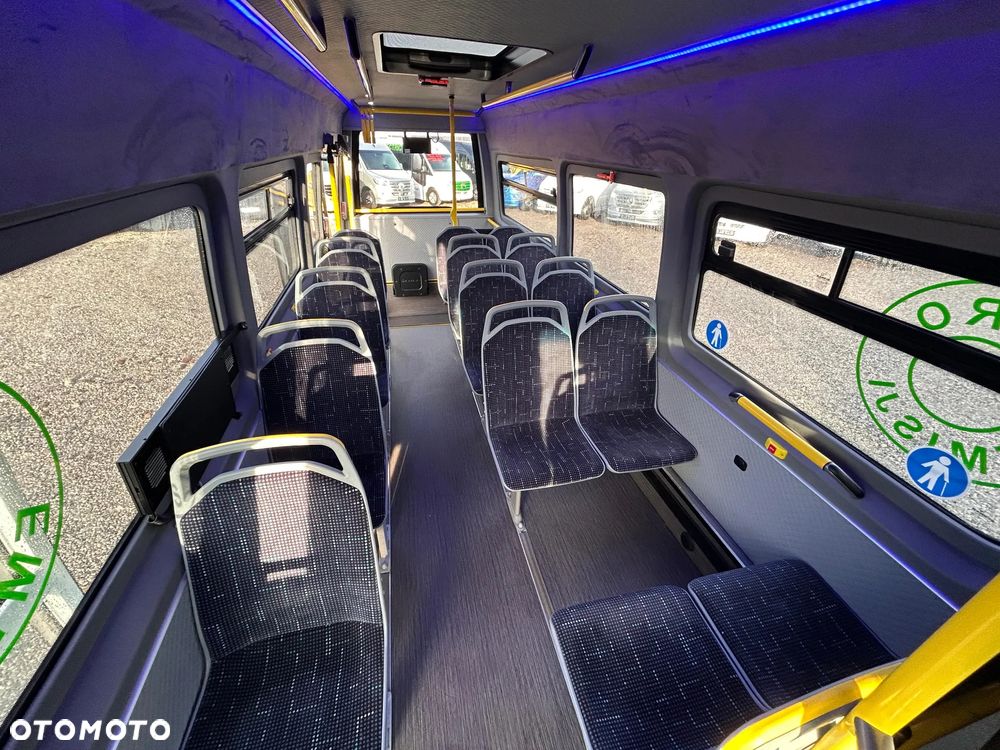 Mercedes-Benz eSprinter CITY - 19