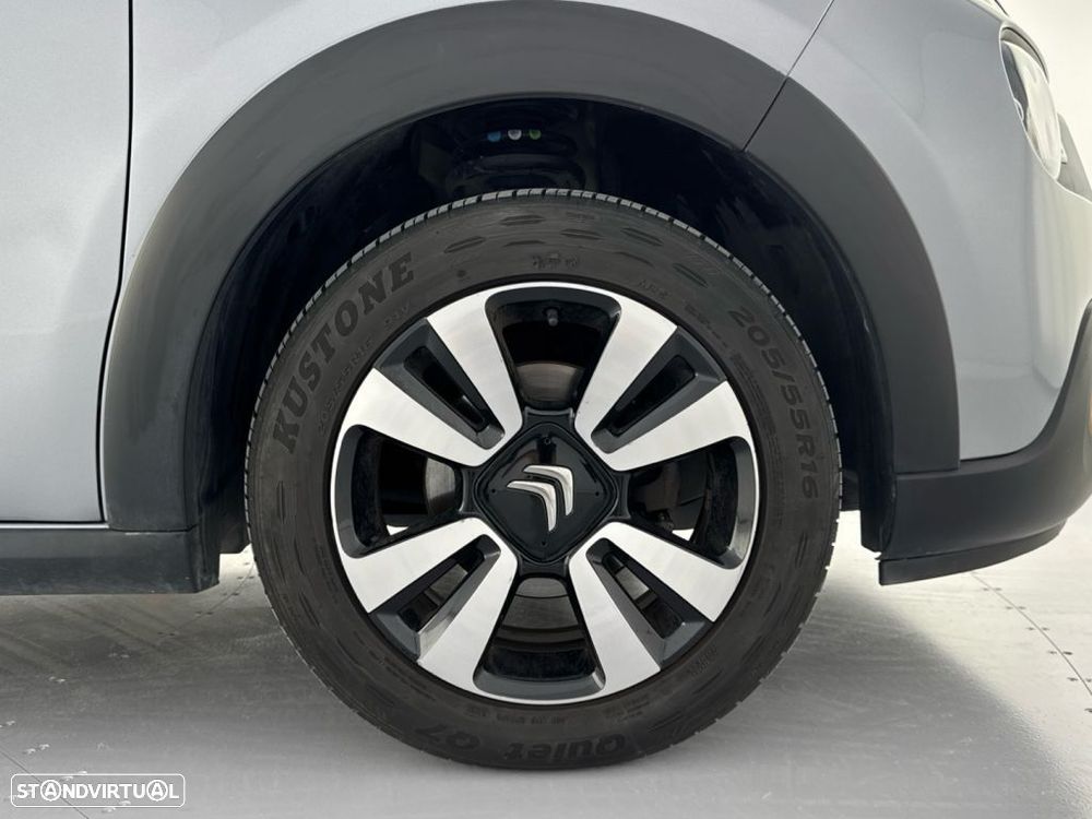 Citroën C3 1.2 PureTech Shine - 16