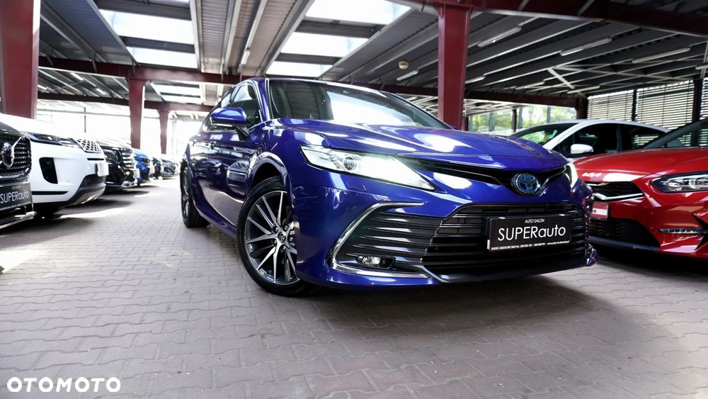 Toyota Camry 2.5 Hybrid Executive CVT - 1