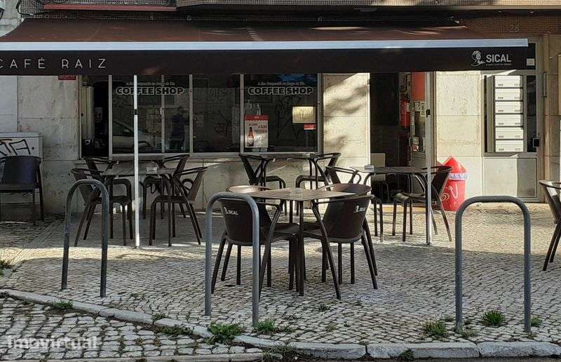 Cafeteria com esplanada - Grande imagem: 3/7