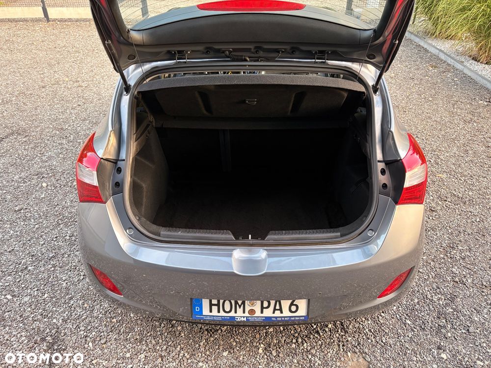 Hyundai i30 1.4 Premium - 16