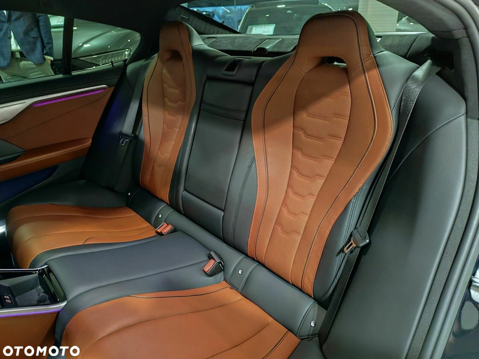 BMW Seria 8 - 22