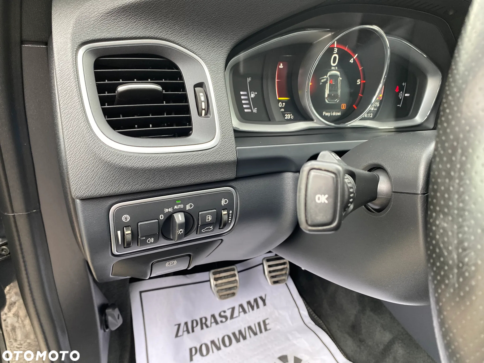 Volvo V60 D3 Drive-E R-Design Momentum - 20