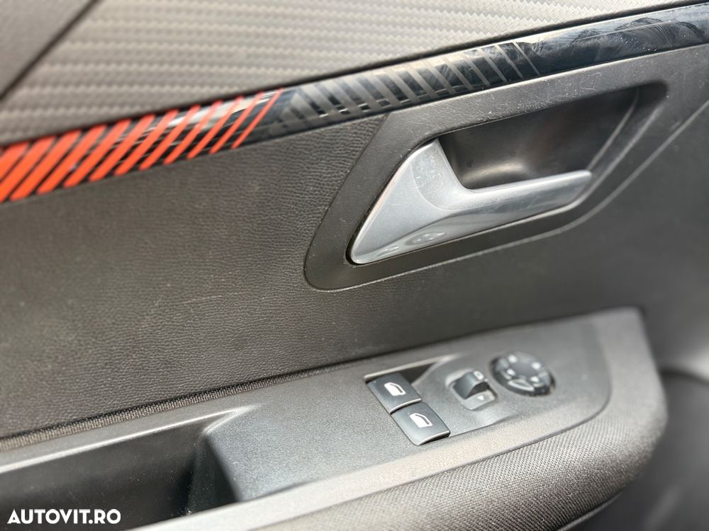 Peugeot 208 Elektromotor 156 Active - 10