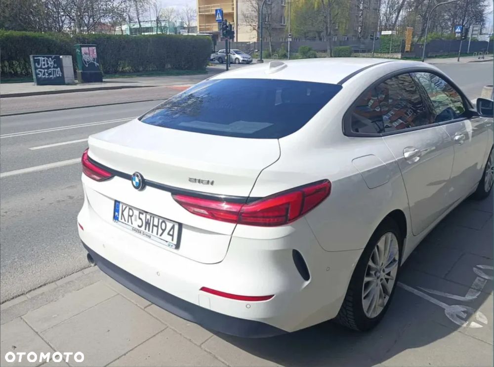 BMW Seria 2 218i - 8
