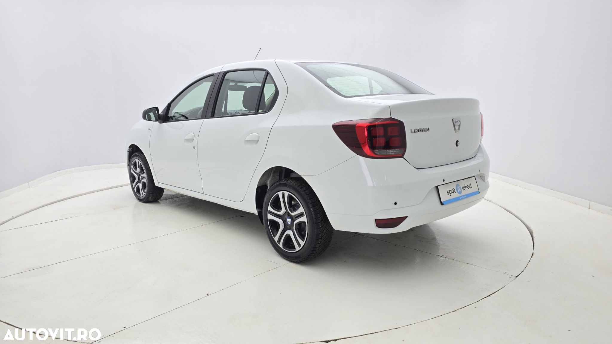 Dacia Logan - 8