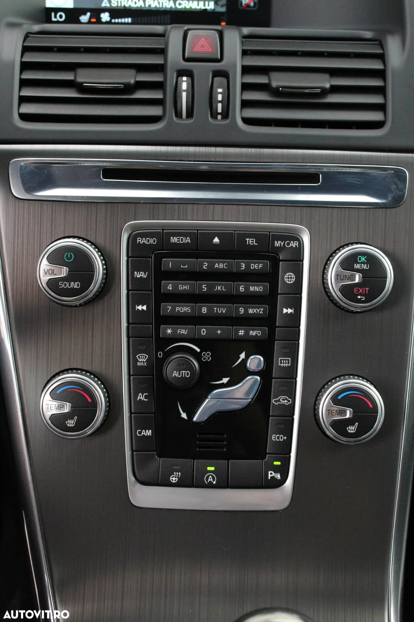 Volvo XC 60 D4 Geartronic Summum - 15
