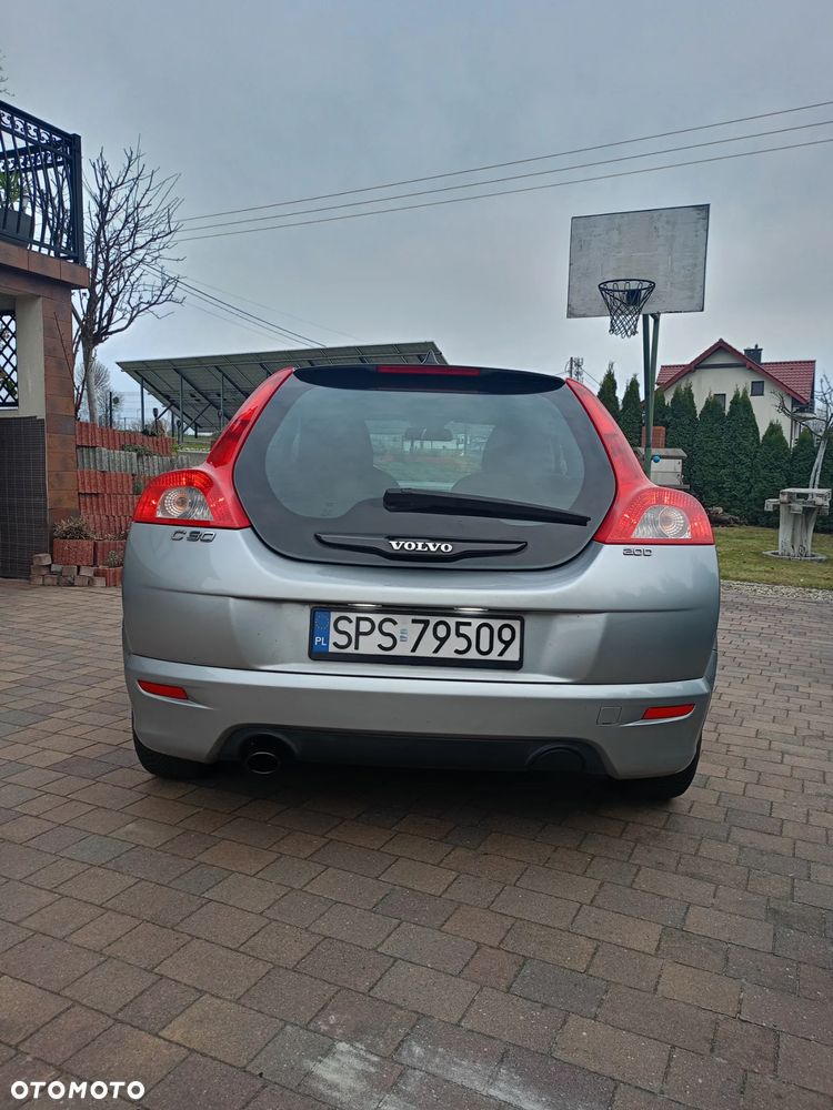 Volvo C30 2.0D Momentum - 8