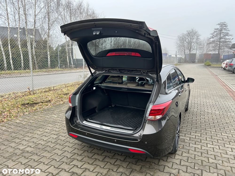 Hyundai i40 1.7 CRDi Premium DCT - 9