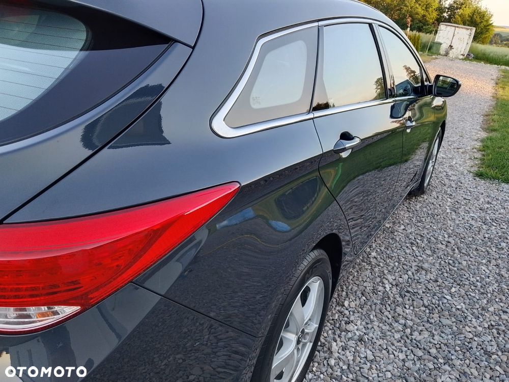 Hyundai i40 i40cw 1.6 Fifa World Cup Edition - 27