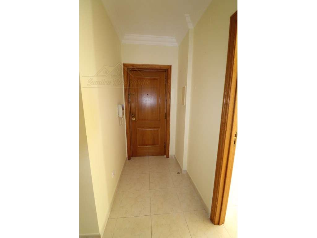 Apartamento T2 no centro Bombarral - Grande imagem: 3/19