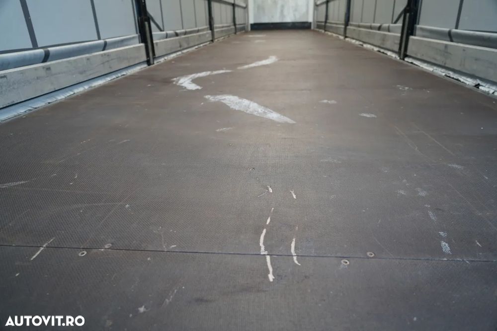 Wielton CORTINĂ / STANDARD / PONT CULISANT / PLAFON CULISANT / SAF - 19