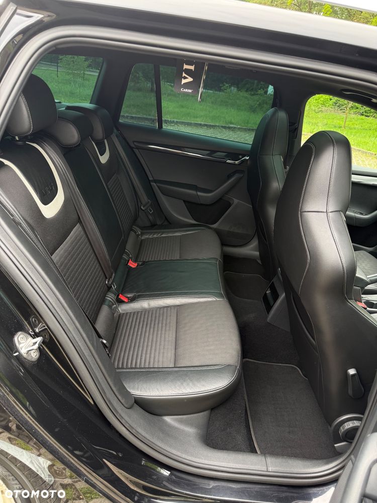 Skoda Octavia 2.0 TDI RS DSG - 13
