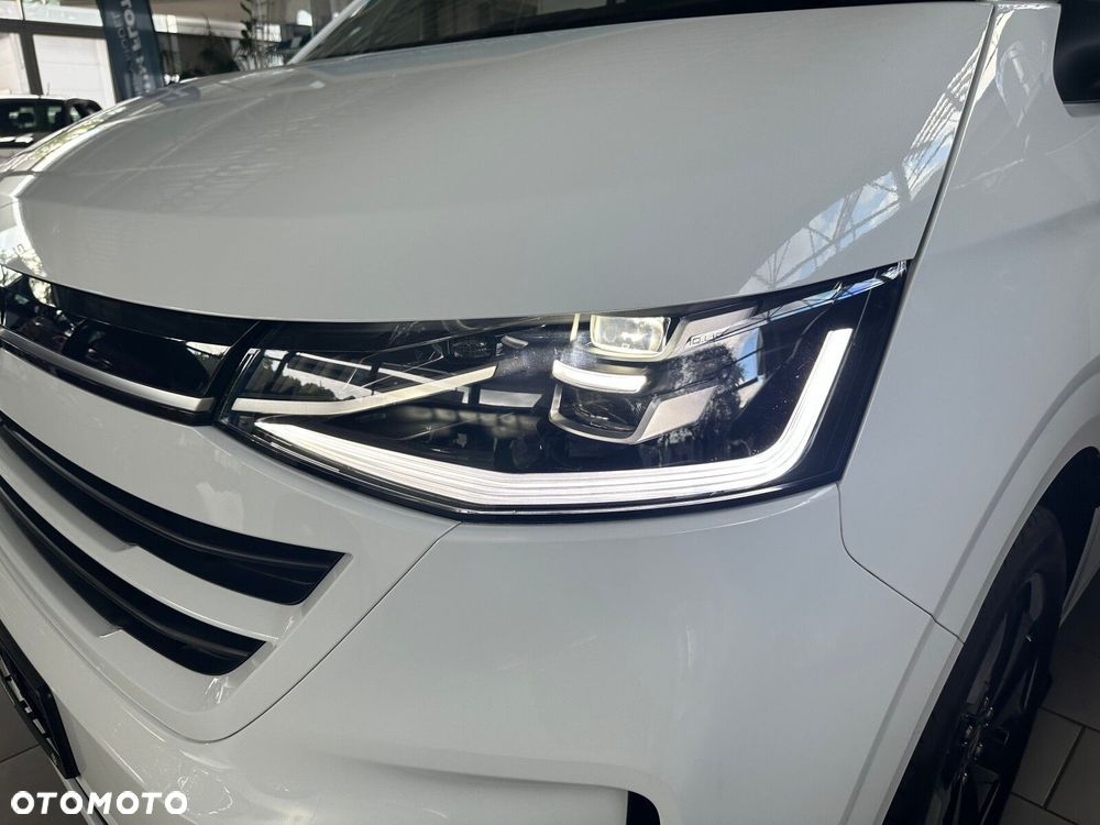 Volkswagen Caravelle Style - 30