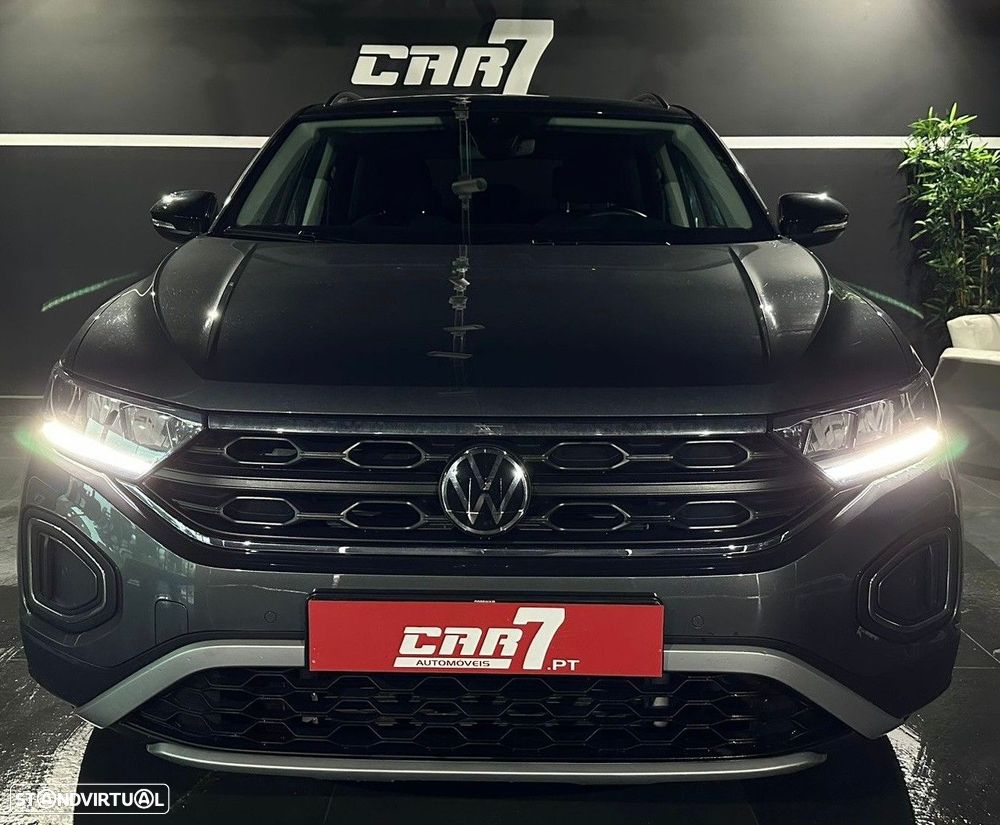 Volkswagen T-Roc 2025 photo 2