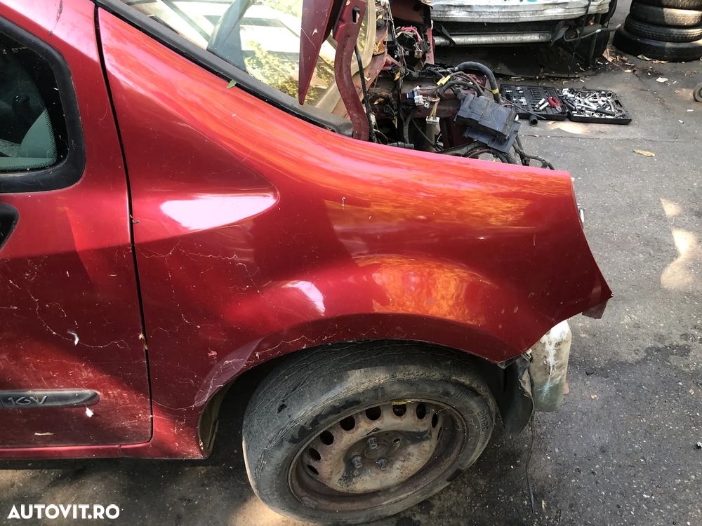 Aripa dreapta fata Renault Modus 2006 visiniu - 2