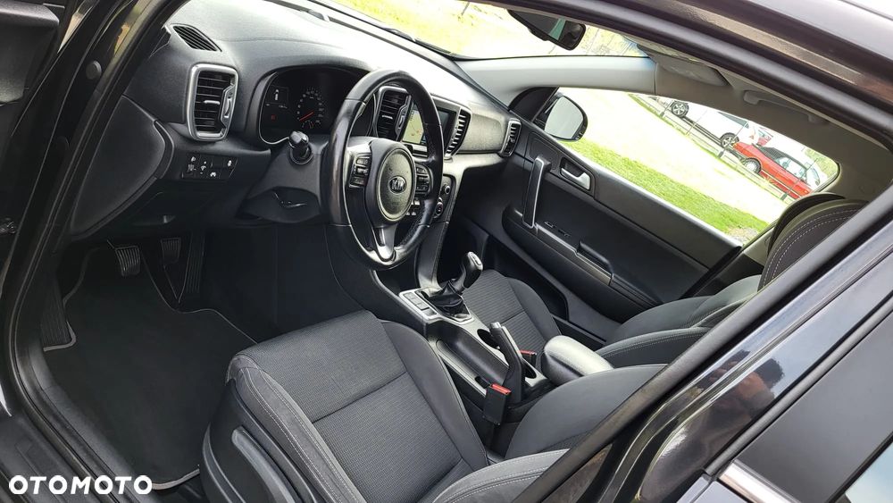 Kia Sportage 1.6 GDI M 2WD - 37
