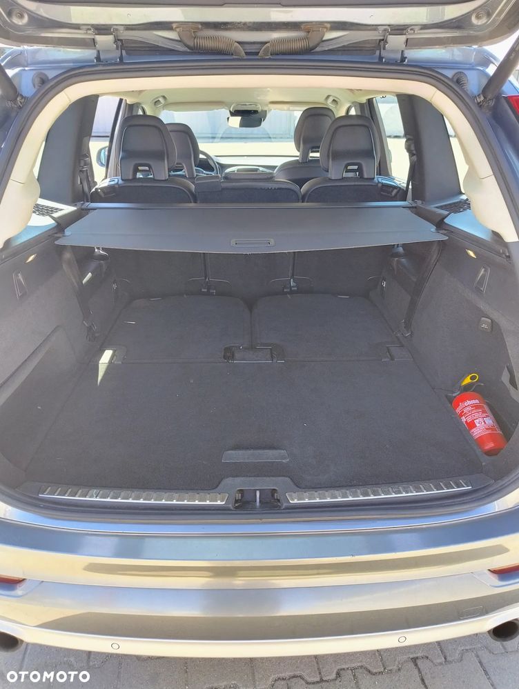 Volvo XC 90 D5 AWD Inscription 7os - 16