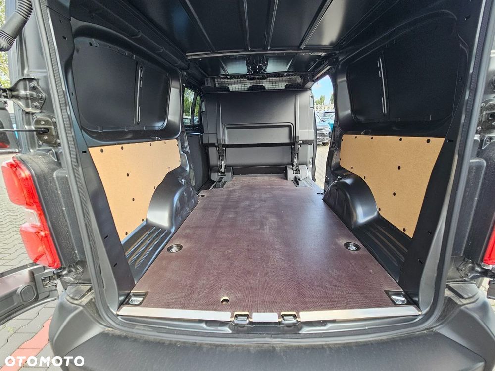 Opel Vivaro 2.2 CDTI XL 3,1t ( brygadówka - składany) - 10