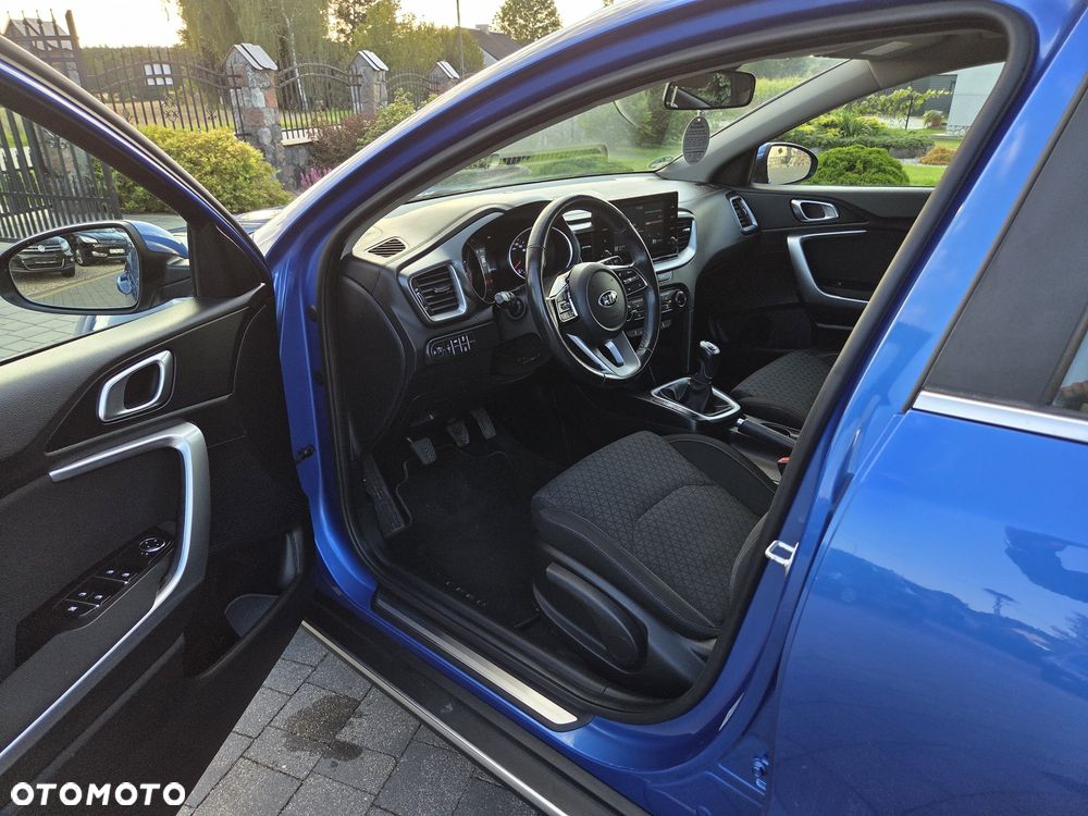 Kia XCeed - 7