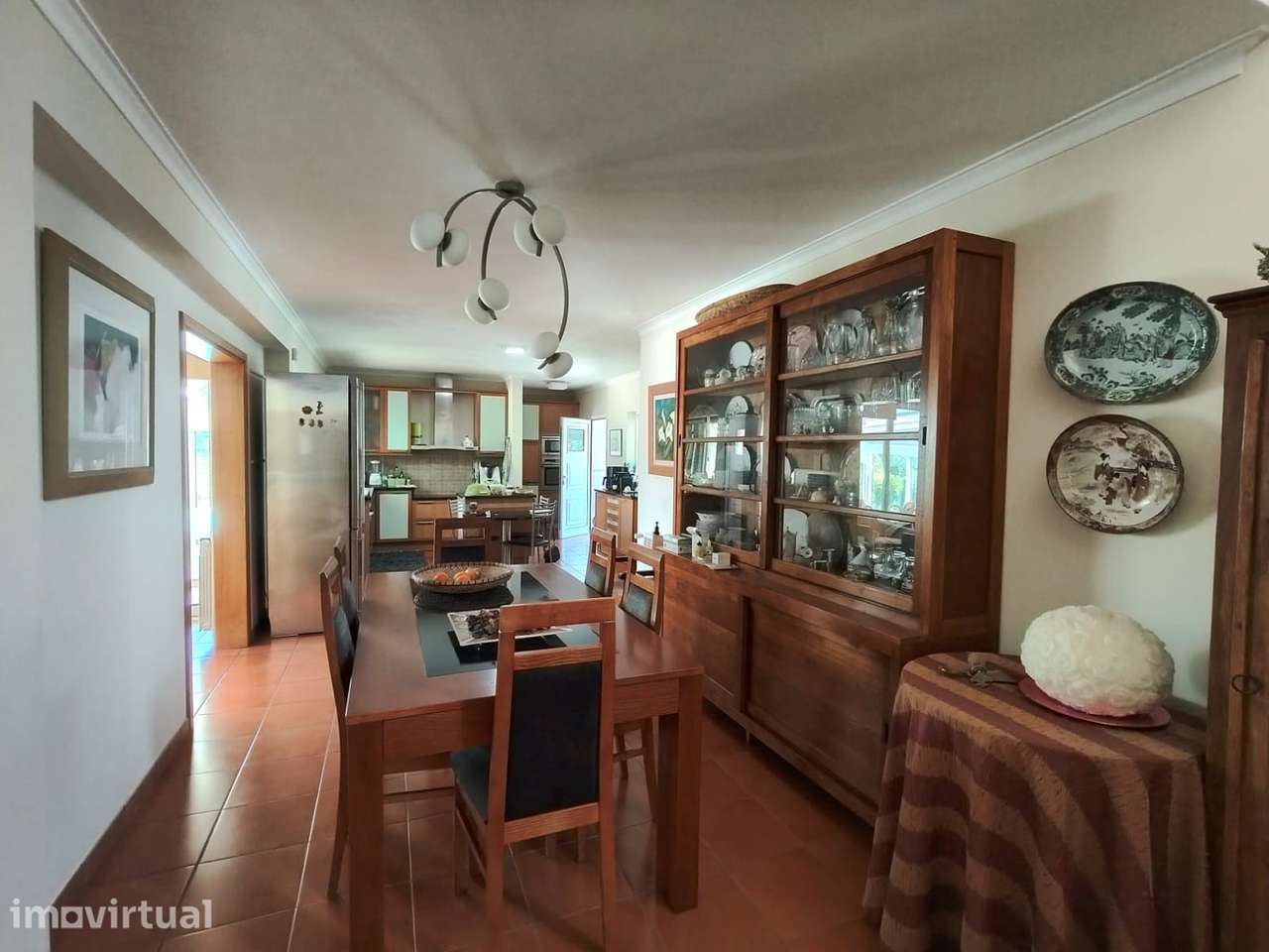 Moradia T5 + 1 / piscina/ terreno / furo / Monte Redondo / Leiria - Grande imagem: 4/60