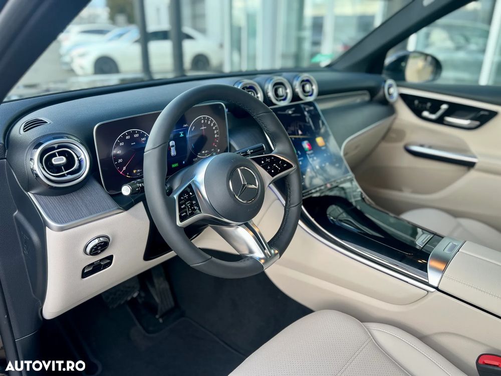 Mercedes-Benz GLC 300 e 4MATIC - 10