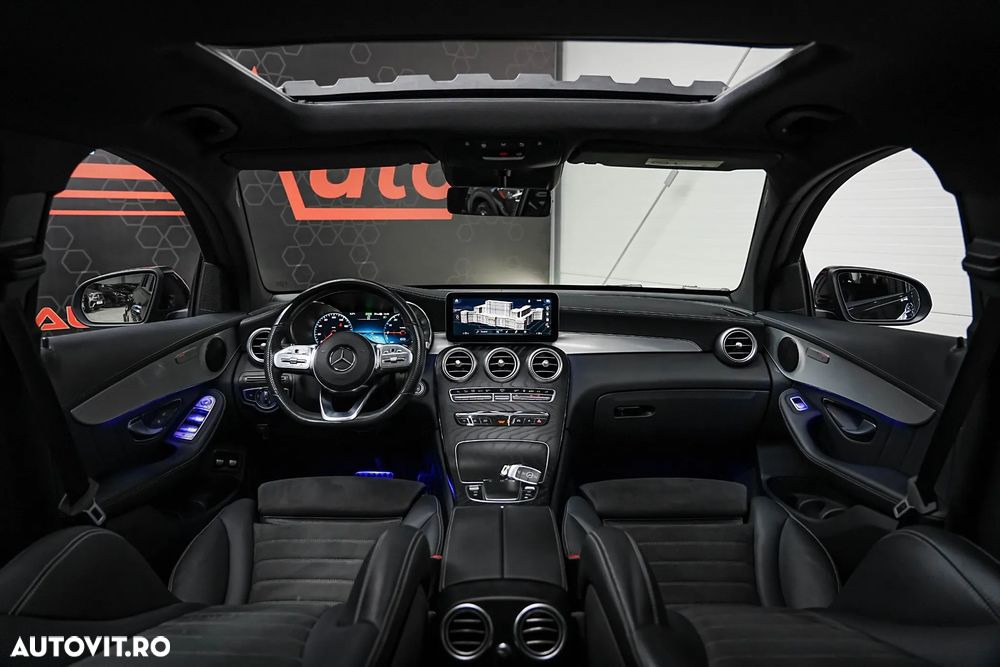 Mercedes-Benz GLC Coupe 300 e 4Matic 9G-TRONIC Edition AMG Line - 3